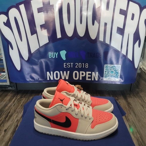 Jordan 1 Low Women - Picture 3 of 5